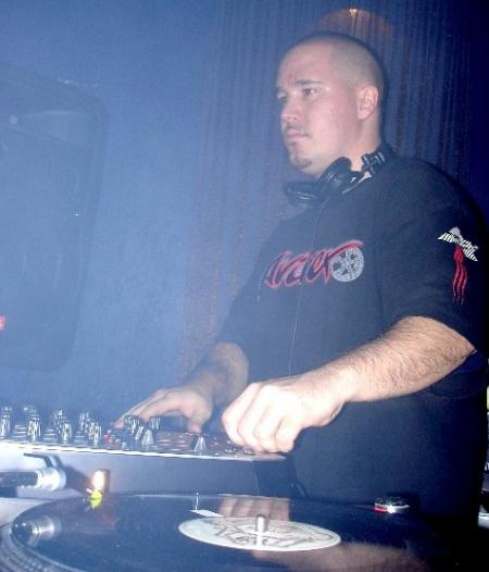 My CorrEsPonDant ....Dj TecHniCal